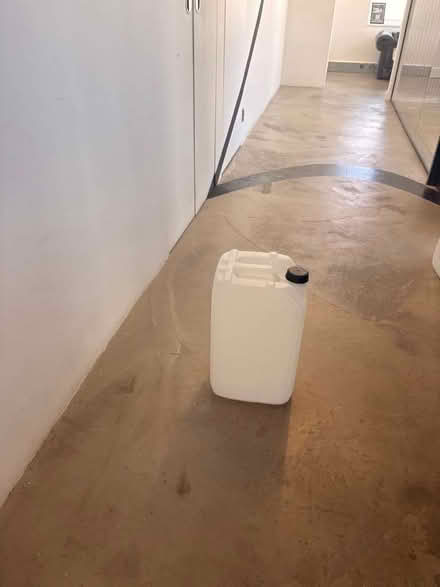 Photo of free Water Bottle Container 25L (Shoreditch EC2A) #1