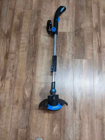 Photo of free Lightweight garden strimmer (North Tonbridge TN10) #1