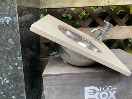 Photo of free Small sink with top and tap (AL4, St albans) #1