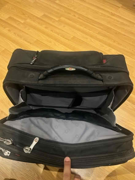 Photo of free Pilot case (Heston) #2