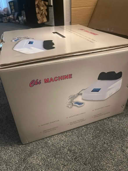 Photo of free Qi machine. Brand new. (Earls Court SW5) #1