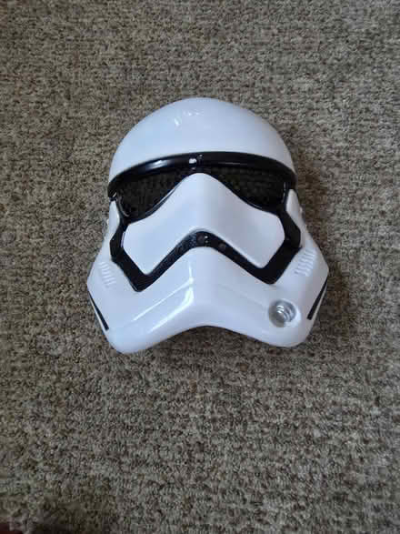 Photo of free Star wars mask (Port Monmouth) #1