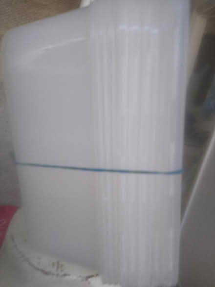 Photo of free 5 pack of take out containers (South Norwood SE25) #2