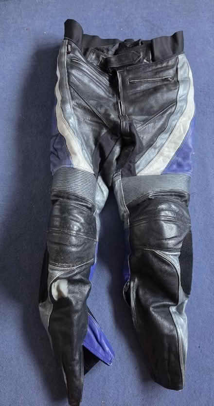 Photo of free Motorcycle trousers (Kingwood Common RG9) #2
