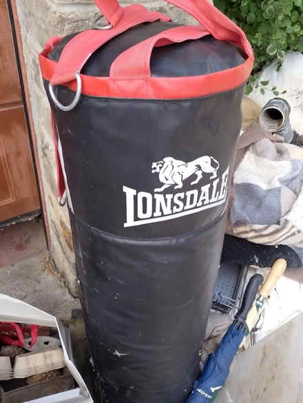 Photo of free 4ft boxing bag (Thurgoland S35) #1