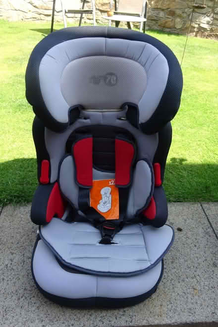Photo of free Child's Car Seat (Burnopfield NE16) #4
