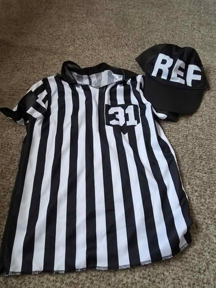 Photo of free Ref costume (Port Monmouth) #1