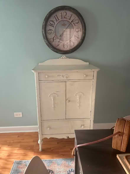 Photo of free Shabby chic dresser (La grange il) #1
