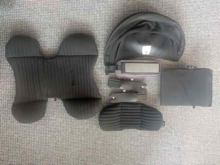 Photo of free Chicco Isofix Swivel Car Seat (Altrincham WA14) #3