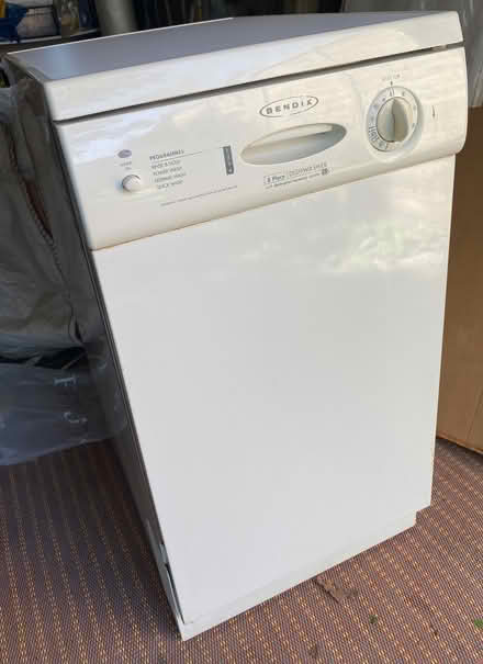 Photo of free Bendix Slimline Dishwasher (Hullbridge, Essex SS5) #1
