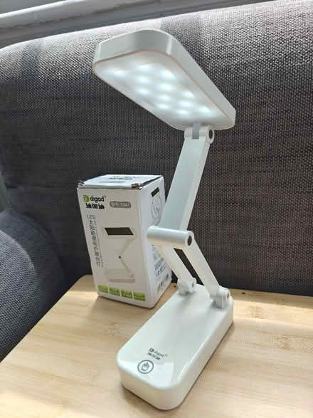 Photo of free Solar lamp - 3 colour temperatures, dimmable, touch, foldabl (Ravenscourt Park W6) #4