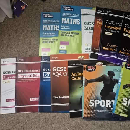 Photo of free gcse books (Woking GU21) #3