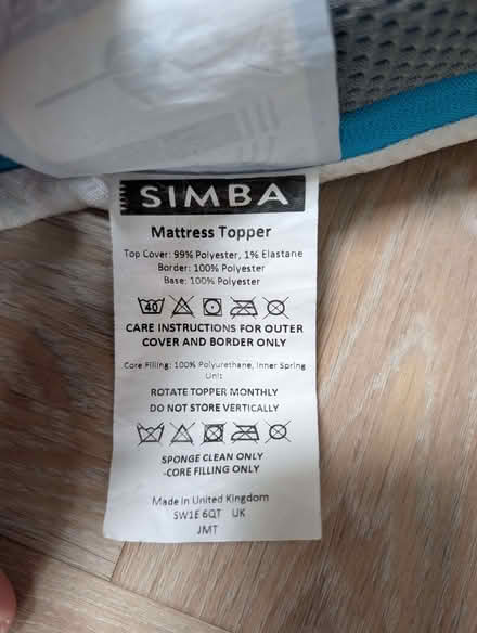 Photo of free Simba mattress topper small double (Carterton OX18) #4