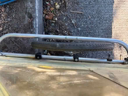 Photo of free 1990s Burley trailer (Montlake) #2
