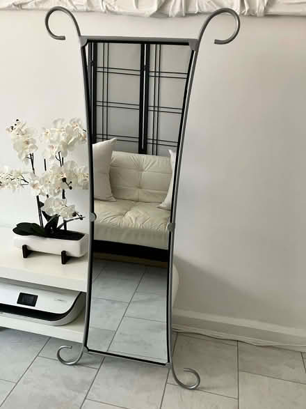 Photo of free Full length mirror (Bloomsbury WC1H) #2