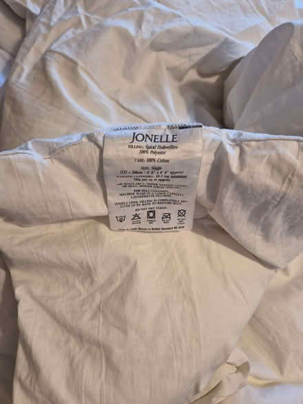 Photo of free Single 10.5 tog single duvet (Abbeyhill EH7) #2