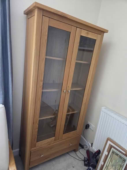 Photo of free Solid Oak Glass Bookcase NP11 (Crosskeys NP11) #2