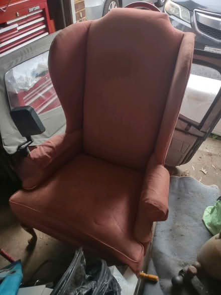 Photo of free Chair (New Hampshire Ave & ICC) #1