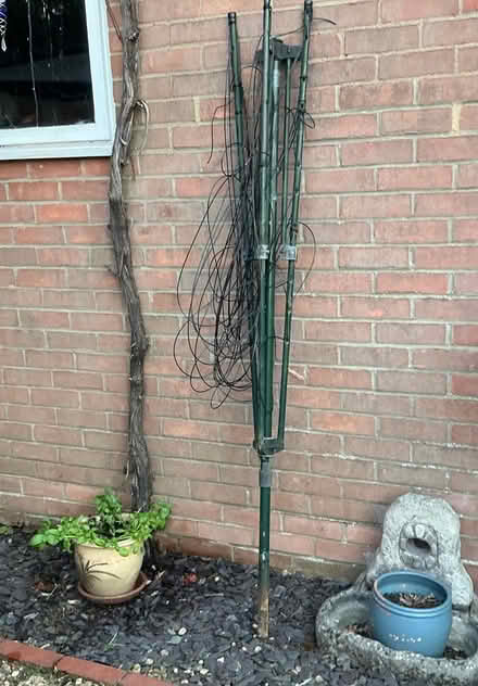 Photo of free Rotary clothes line (Northcourt OX14) #1