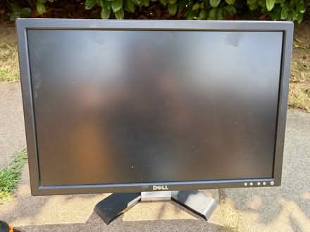 Photo of free Dell 22” monitor (Sevenoaks TN13) #1