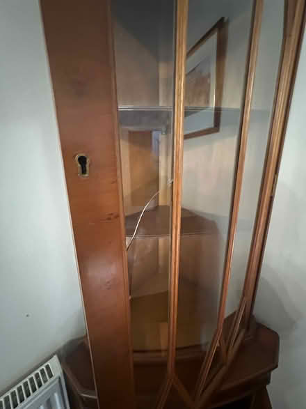 Photo of free Corner display unit (Carshalton Beeches SM5) #3