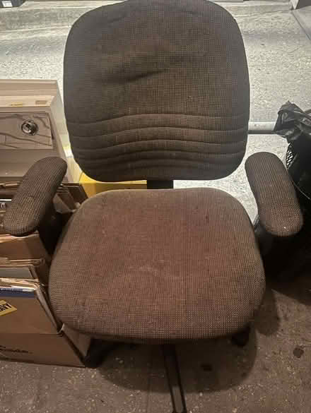 Photo of free Curb alert: Office chair (Upper East Side) #1