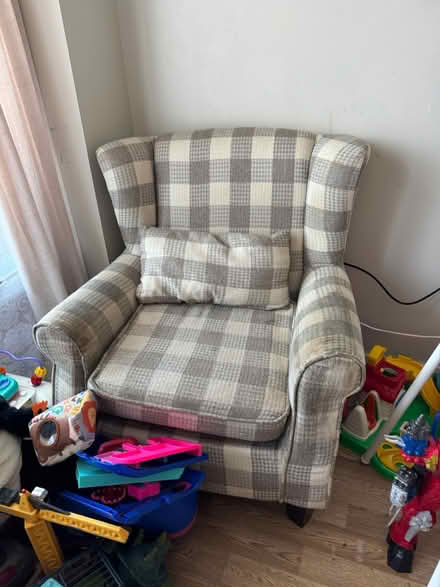 Photo of free Armchair (Romford RM6) #1