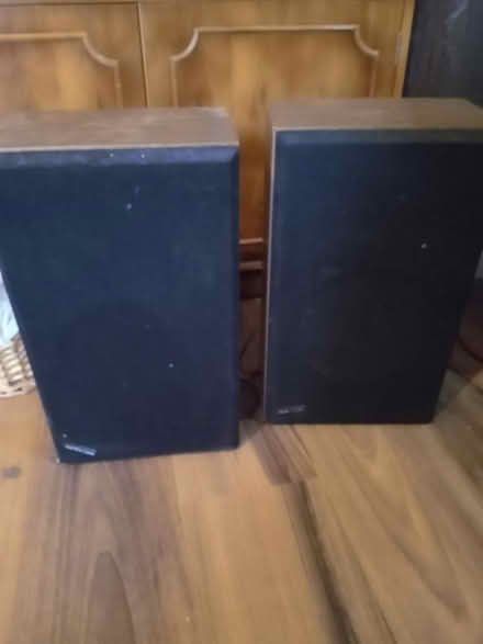 Photo of free Hitachi speakers (Stopsley LU2) #1
