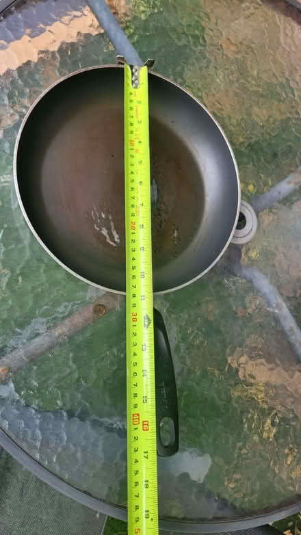 Photo of free TEFAL 11'' Frying pnan (Northcote Road SW11) #1