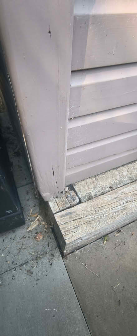 Photo of free 8ft by 10ft summer house (Barnard's Green WR14) #4