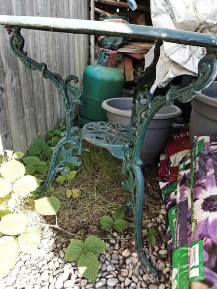 Photo of free old garden table (Giffnock G46) #2