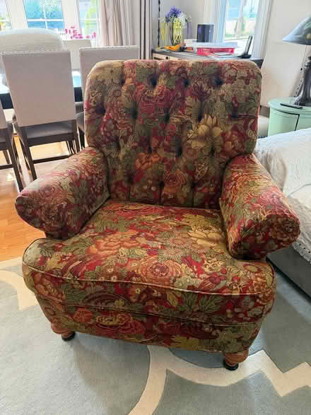 Photo of free Ethan Allen Bennett chair (Oyster Bay Area) #1