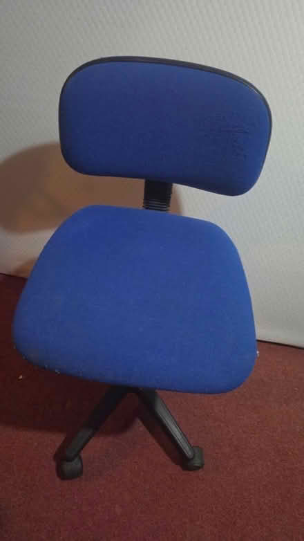 Photo of free Blue office chair (Stoke Row RG9) #1