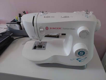 Photo of free Singer sewing machine (Hurlford KA1 5DX) #1