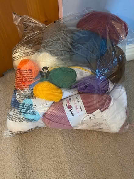 Photo of free Yarn (Findern CP DE23) #1