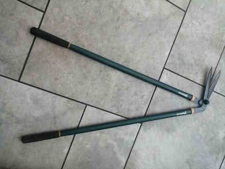Photo of free Long handled edging shears (darlington) #1