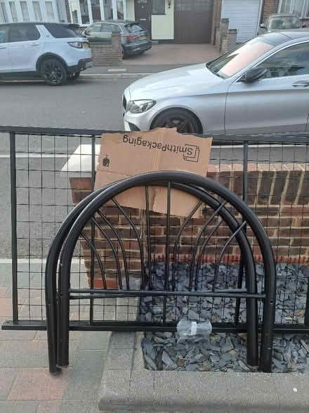 Photo of free Single bed frame with screws (Ruislip HA4) #1