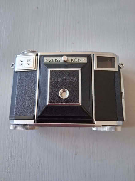 Photo of free Vintage Zeiss IKON Contessa camera and case (Hove Station area BN3) #2