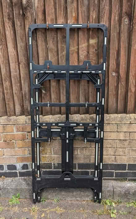 Photo of free Enduraframe 1500 Plastic Road Sign (PL4 Greenbank.) #3