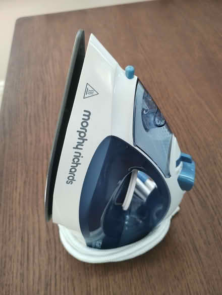 Photo of free Morphy Richards Iron (Leyland PR25) #1
