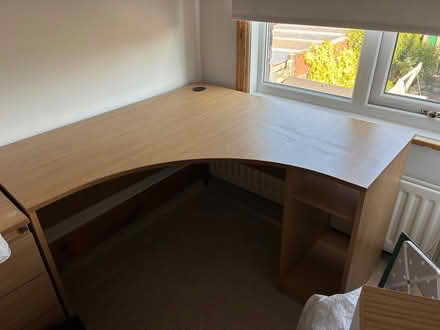 Photo of free Corner desk (Wallasey CH44) #2