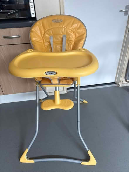 Photo of free High chair (Stevenage SG1) #1