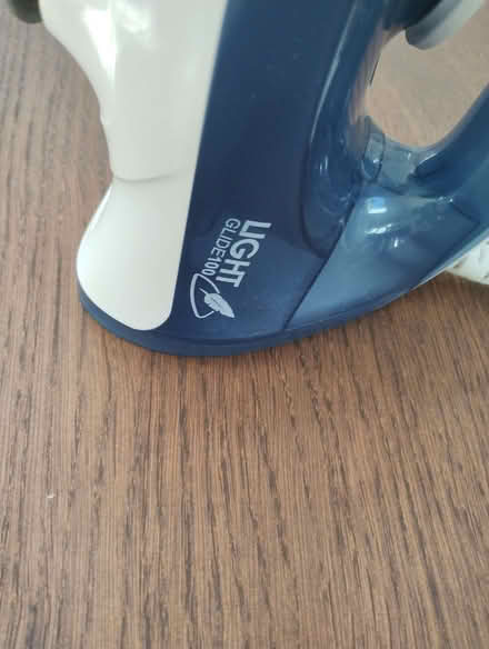 Photo of free Morphy Richards Iron (Leyland PR25) #2