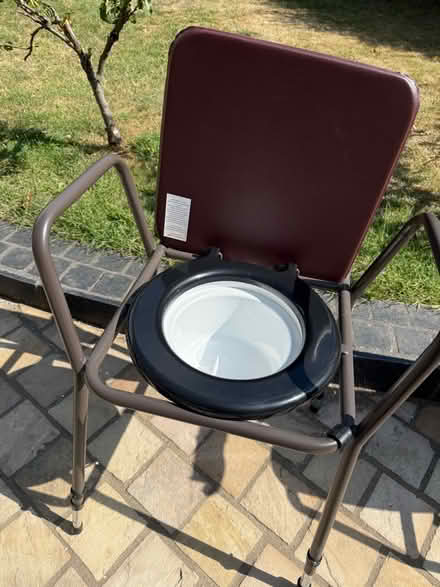 Photo of free Commode (Crookes S10) #2