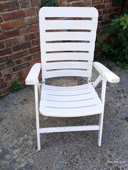 Photo of free Plastic garden chair (SS0 Westcliff) #1