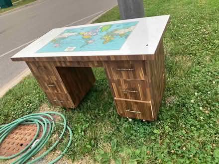 Photo of free ON CURB 1089 Ivandale (Britannia/Terry Fox) #1