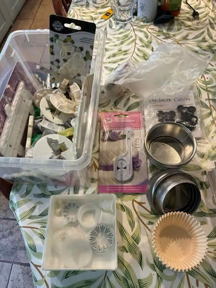 Photo of free Cake decorating and baking items (OX4 Littlemore) #1