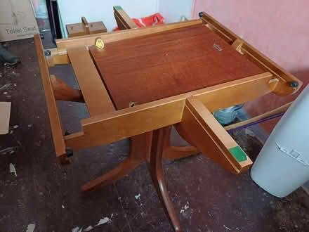 Photo of free Extendable dining table (Ermin Park GL3) #4