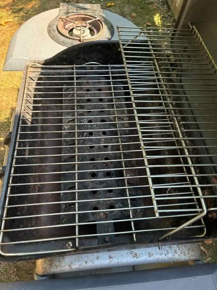 Photo of free Small 2 burner Barbacue (BH21) #3