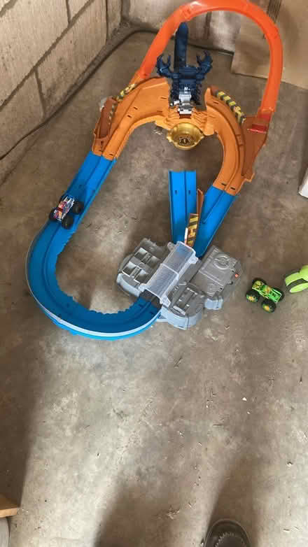 Photo of free Hotwheels Monster Truck Track (Hamsterley NE17) #3